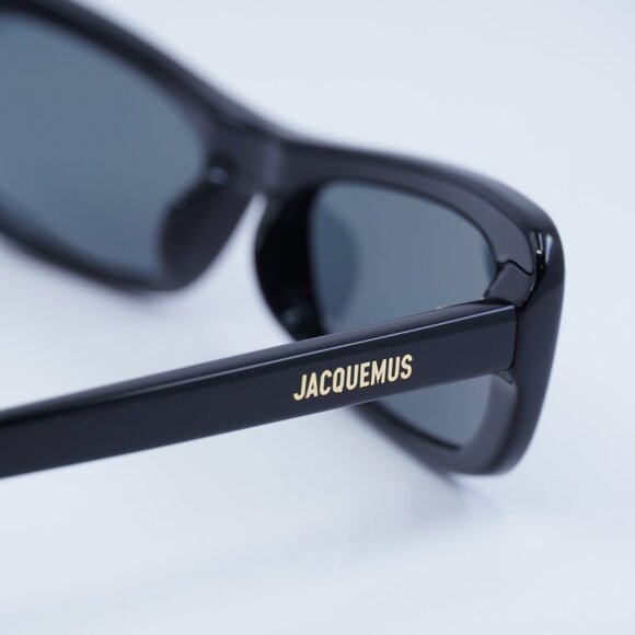 Jacquemus CAPRI JAC/55 C1 Sunglasses Shiny Black Rectangle Frame, Grey Lenses main image 5